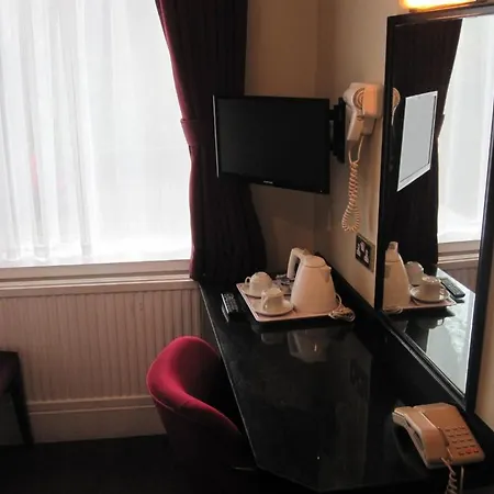 Hotel Mabledon Court London