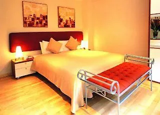 Hotel Roland House