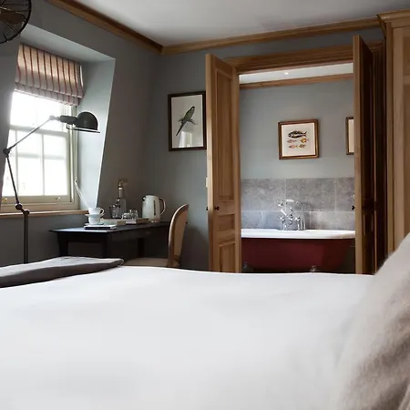 The Grazing Goat 3* London