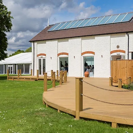 The Manor At Bickley 3* Bromley
