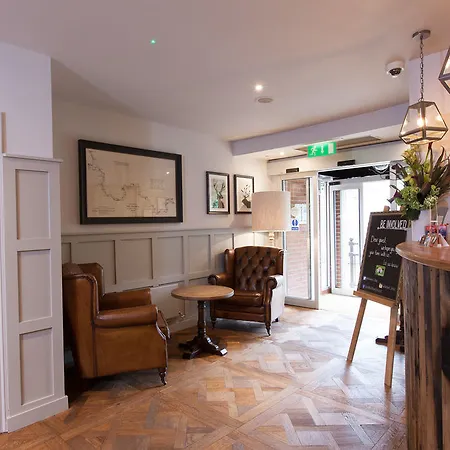 Hotel The White Hart 3*