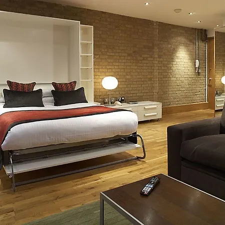 Gate House Apartments, Towerbridge * London
