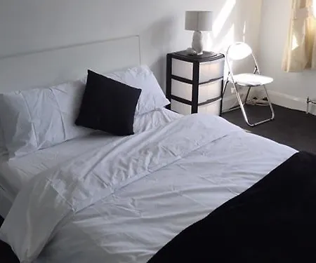 Bed & Breakfast St Mildreds 3*