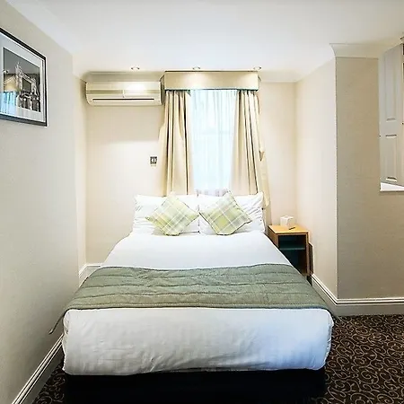Bed & Breakfast Astors Belgravia 3*
