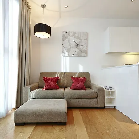 Go Native Lon Bridge 4* London