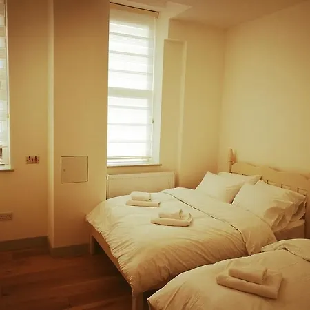 Forest House 3* Londra