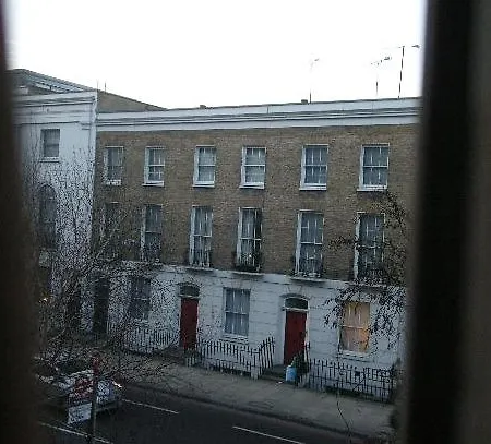 فندق Travelodge Farringdon 3*