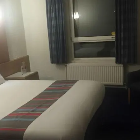 Hotel Travelodge Farringdon 3*
