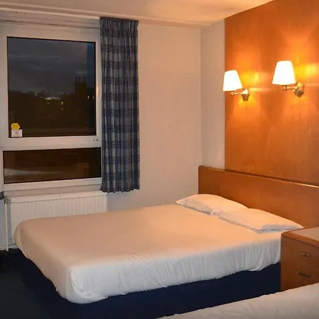 Hotel Travelodge Farringdon 3*