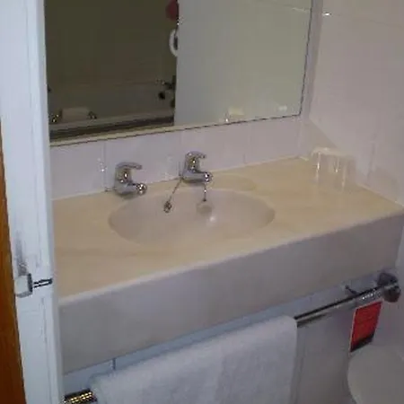 Hotel Travelodge Farringdon 3*