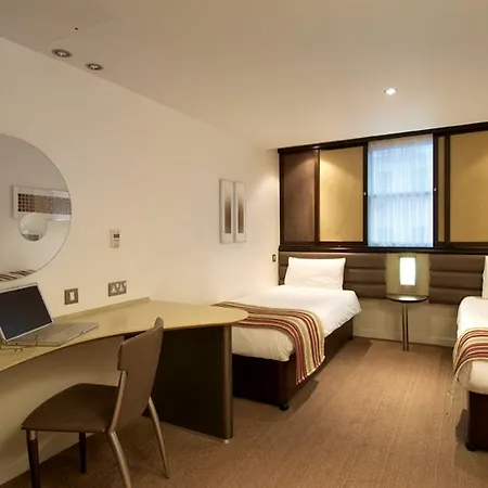 Отель Corus Hyde Park 4*