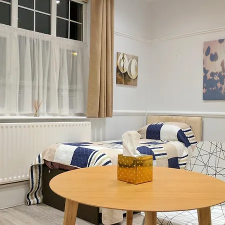 Glendevon House 3* Bromley