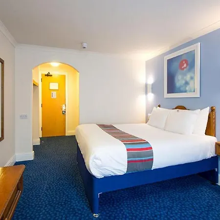 Travelodge London 3* Raynes Park