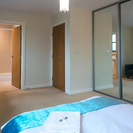 Royal Limehouse Apartment *