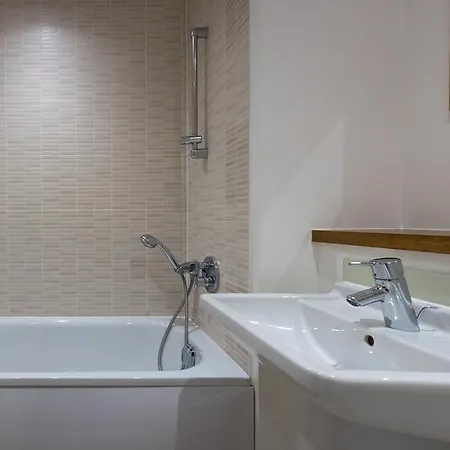 Apartment Royal Limehouse London