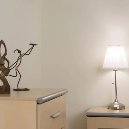 Royal Limehouse Apartment