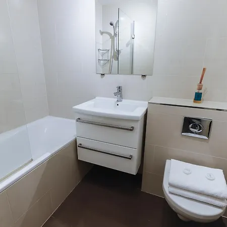 Paddington Polka Apartment London