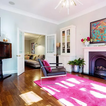 Veeve - Crouch End Family Holiday home London