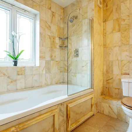 Veeve - Crouch End Family London