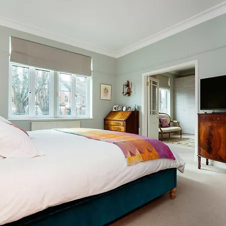 Veeve - Crouch End Family Holiday home