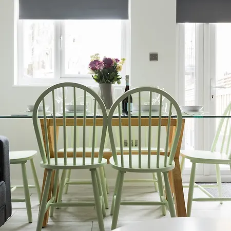 Apartament Second Nest Waterloo *