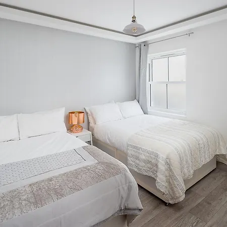 Regents Luxury Apartment
