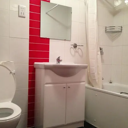 Acton Town Hotel