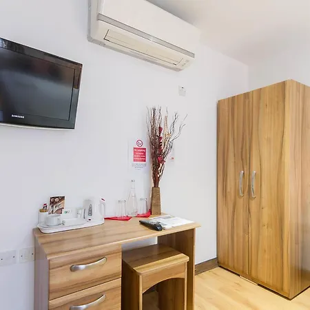 Brick Lane Hotel 2*