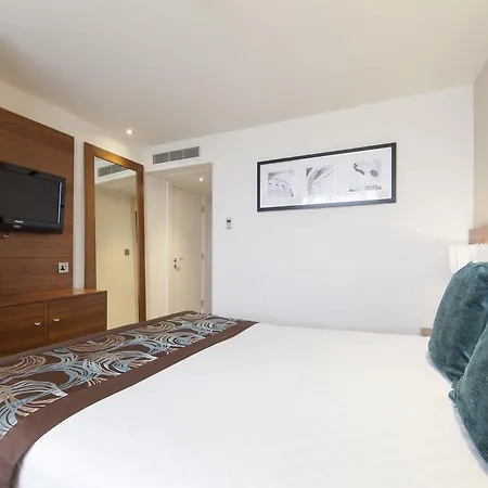 Thistle Hyde Park Kensington Gardens Hotell 4*