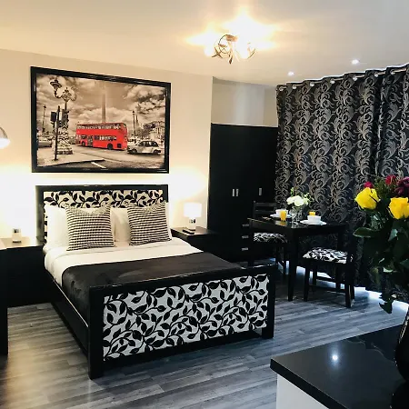 W6 Apartment *