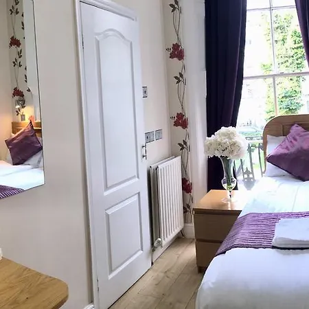 Hotel Cardiff 3*