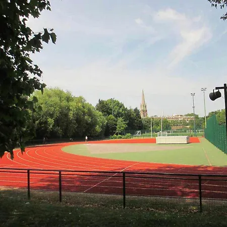 Kilburn Park