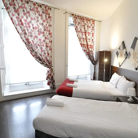 St. George'S Apartments *