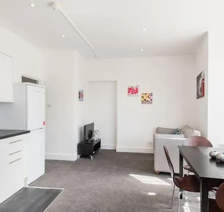 Kennington A/apartment *