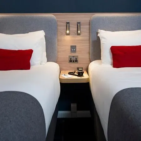 Hotel Holiday Express London-hammersmith By Ihg 3*