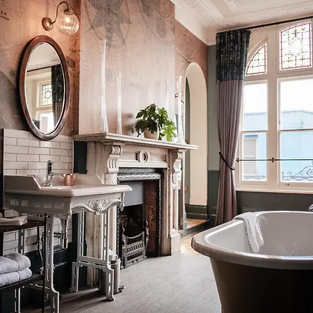 Half Moon 4* Londra