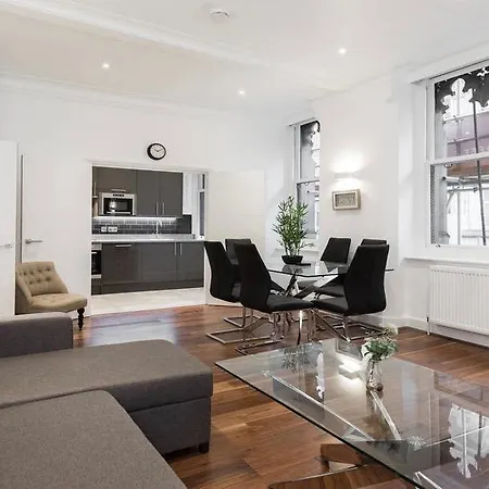 Fleet Street 1 Apartment