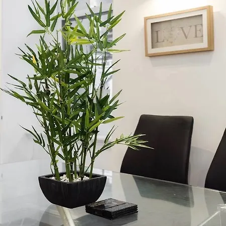 Fleet Street 1 Apartment
