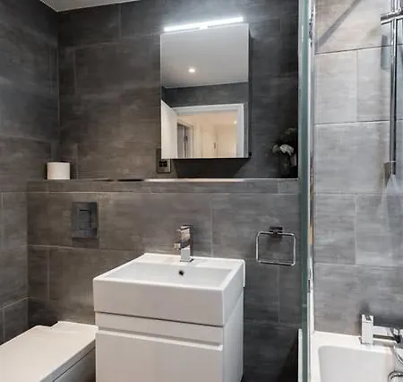 Apartment Fleet Street 3 London