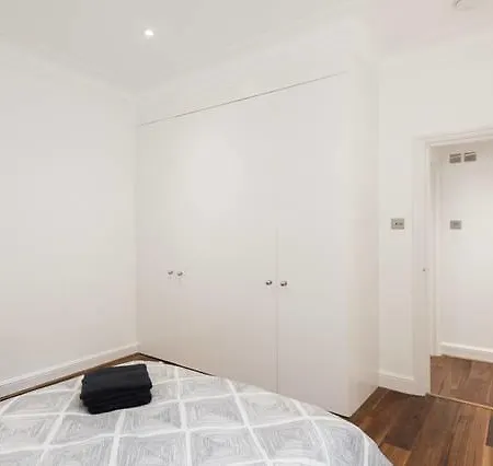 Fleet Street 3 Apartment London