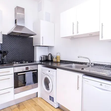 York Way Spacious Apartment