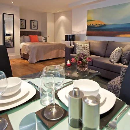 Fraser Apartmanhotel 4*