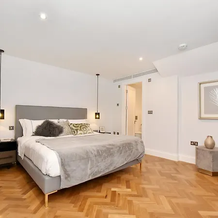 Lifestyle Mayfair Piccadilly