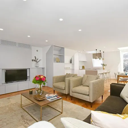 Lifestyle Mayfair Piccadilly Apartment London