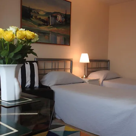 202 Apartment London