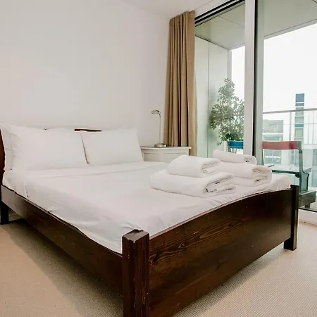 Modern 1 Bedroom Flat In Wandsworth London