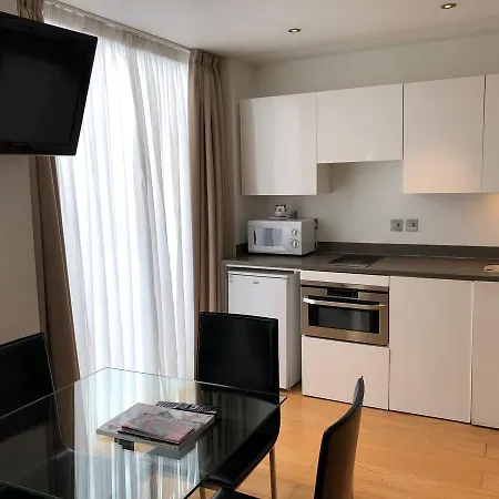 Gate House Apartments, Towerbridge *