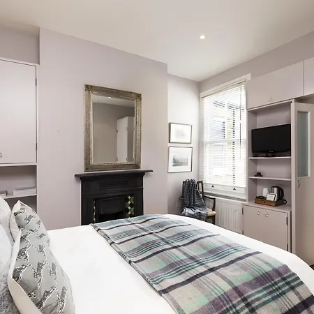 Parklands Bed & Breakfast London