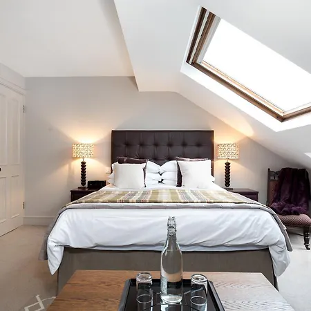 Parklands Bed & Breakfast London