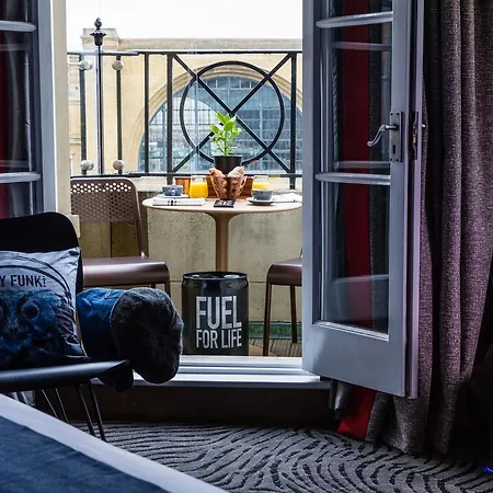 Hotel The Megaro - Kings Cross St Pancras, London